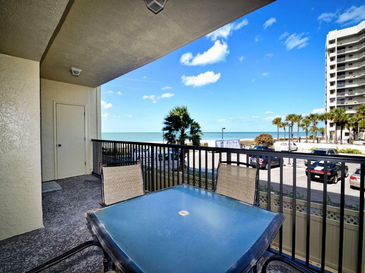 Mont Martre Condo 216 Beachfront 2 Bedroom 2 Bath At Mont Martre Condos 23117 Clearwater Beach Exterior photo